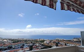 New Deluxe Stunned Seaview 2 bed Apt